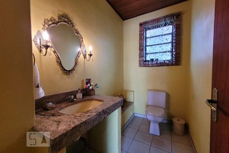 Casa à venda com 400m², 4 quartos e 6 vagas Casa à venda com 400m², 4 quartos e 6 vagasBanheiro 2