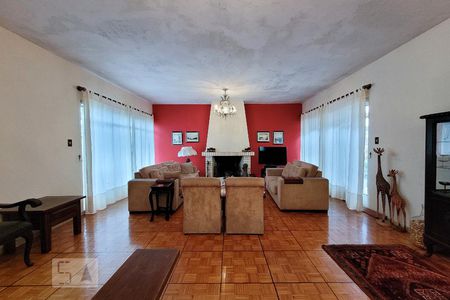 Sala de casa à venda com 4 quartos, 400m² em Cristal, Porto Alegre