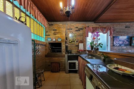 Casa à venda com 400m², 4 quartos e 6 vagas Casa à venda com 400m², 4 quartos e 6 vagasEspaço Gourmet