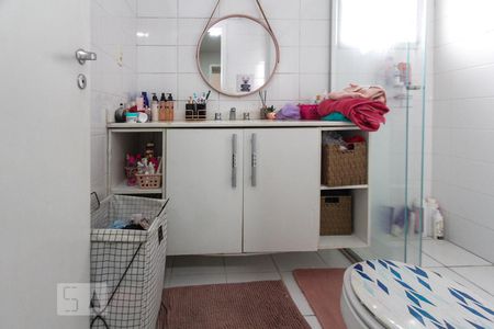 Apartamento à venda com 104m², 3 quartos e 2 vagasBanheiro da Suite