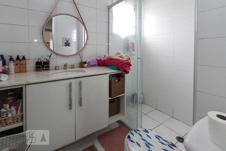 Apartamento à venda com 104m², 3 quartos e 2 vagasBanheiro da Suite