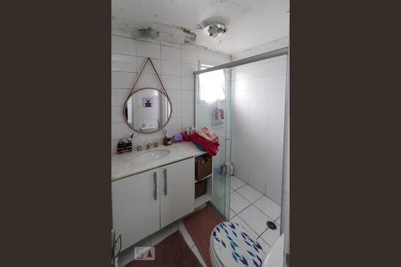 Apartamento à venda com 104m², 3 quartos e 2 vagasBanheiro da Suite