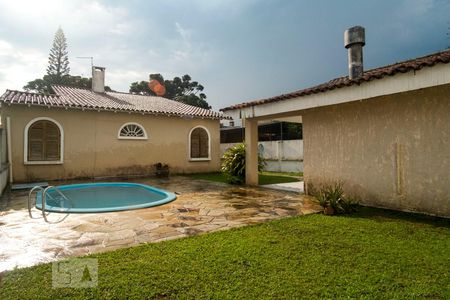 Casa à venda com 260m², 3 quartos e 3 vagasPiscina