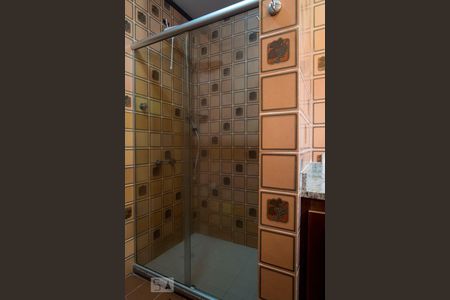 Casa à venda com 260m², 3 quartos e 3 vagasBanheiro Social