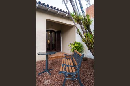 Casa à venda com 260m², 3 quartos e 3 vagasCasa