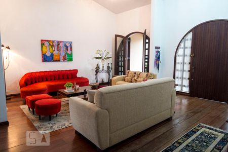 Sala de casa à venda com 3 quartos, 260m² em Jardim Isabel, Porto Alegre