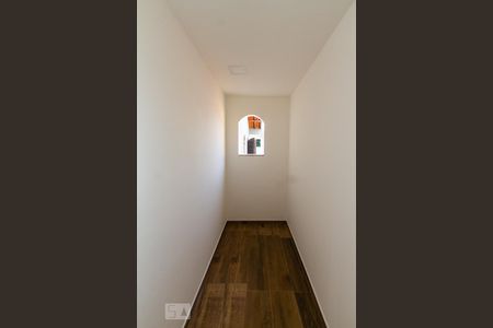 Casa à venda com 180m², 3 quartos e 6 vagasCloset