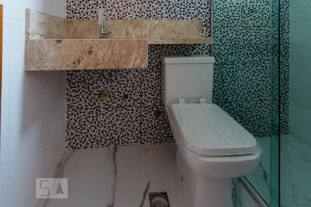Casa à venda com 180m², 3 quartos e 6 vagasBanheiro da Suite