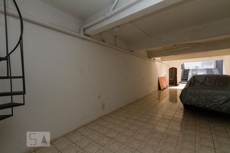 Casa à venda com 180m², 3 quartos e 6 vagasGaragem