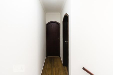 Corredor de casa à venda com 3 quartos, 180m² em Jardim Ana Rosa, São Paulo
