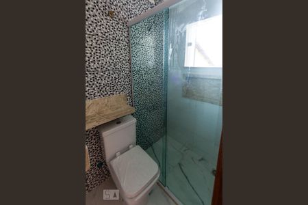 Casa à venda com 180m², 3 quartos e 6 vagasBanheiro da Suite