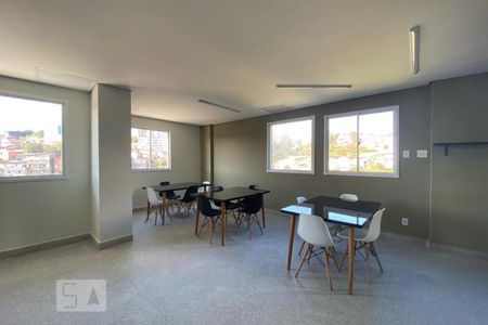 Apartamento para alugar com 32m², 1 quarto e 1 vagaÁrea comum - Salão de festas