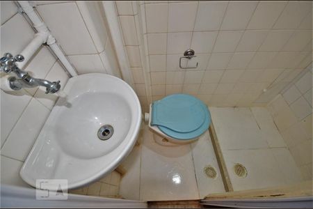 Apartamento à venda com 52m², 2 quartos e sem vagaBanheiro de Serviço