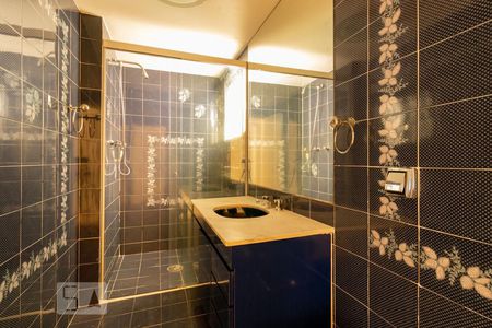 Apartamento para alugar com 215m², 4 quartos e 3 vagas Apartamento para alugar com 215m², 4 quartos e 3 vagasBanheiro Social