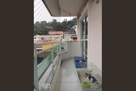 Casa de condomínio à venda com 190m², 4 quartos e 2 vagasVaranda do Quarto 