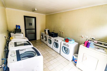 Apartamento à venda com 49m², 1 quarto e 1 vaga Apartamento à venda com 49m², 1 quarto e 1 vagaLavanderia