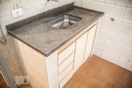 Apartamento à venda com 57m², 1 quarto e sem vagaCozinha - Armários