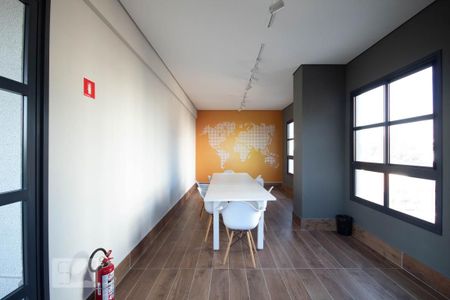 Apartamento à venda com 48m², 2 quartos e 1 vaga Apartamento à venda com 48m², 2 quartos e 1 vagaHome Office