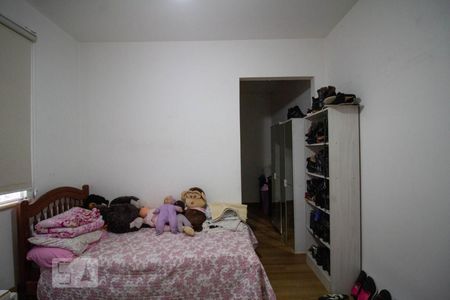 Casa à venda com 360m², 4 quartos e 3 vagas Casa à venda com 360m², 4 quartos e 3 vagasQuarto 2