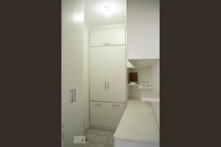 Apartamento à venda com 100m², 3 quartos e 2 vagasQuarto de Serviço