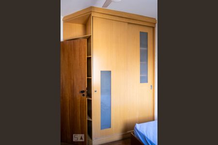 Apartamento à venda com 100m², 3 quartos e 2 vagasquarto 2