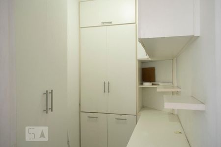 Apartamento à venda com 100m², 3 quartos e 2 vagasQuarto de Serviço