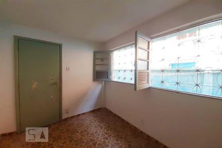 Sala de casa para alugar com 1 quarto, 50m² em Encantado, Rio de Janeiro