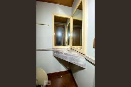 Apartamento à venda com 300m², 4 quartos e 3 vagasLavabo