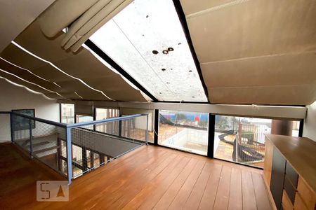 Apartamento à venda com 300m², 4 quartos e 3 vagasCobertura