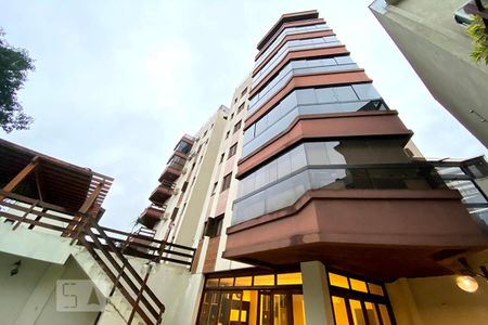 Apartamento à venda com 300m², 4 quartos e 3 vagasFachada