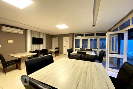 Apartamento à venda com 300m², 4 quartos e 3 vagasÁrea comum - Salão de festas