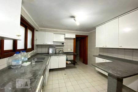 Apartamento à venda com 300m², 4 quartos e 3 vagasCozinha