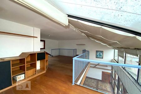 Apartamento à venda com 300m², 4 quartos e 3 vagasCobertura