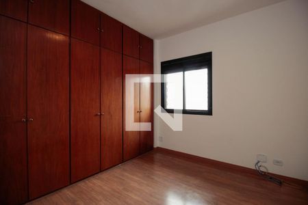 Apartamento à venda com 141m², 4 quartos e 3 vagasQuarto 1