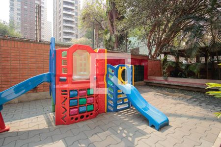 Apartamento à venda com 141m², 4 quartos e 3 vagasPlayground