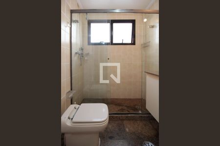 Apartamento à venda com 141m², 4 quartos e 3 vagasBanheiro 1