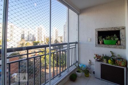 Varanda da Sala de apartamento à venda com 3 quartos, 82m² em Passo da Areia, Porto Alegre