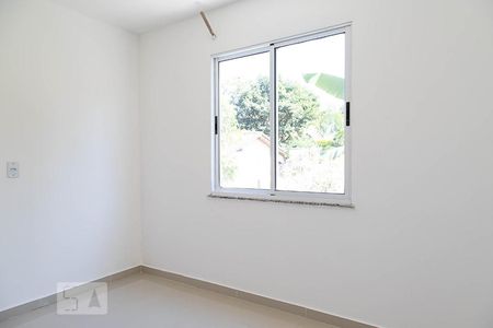 Quarto 1 de casa de condomínio para alugar com 3 quartos, 120m² em Vargem Grande, Rio de Janeiro
