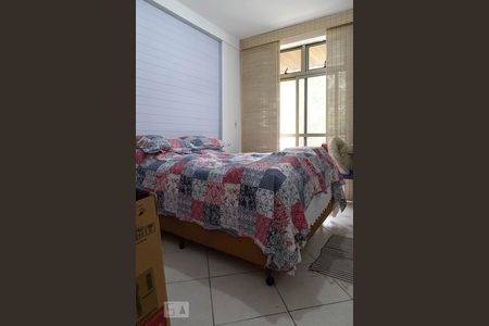 Apartamento à venda com 80m², 2 quartos e 2 vagasQuarto