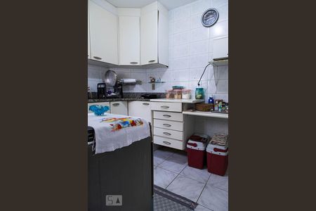 Apartamento à venda com 80m², 2 quartos e 2 vagasCozinha