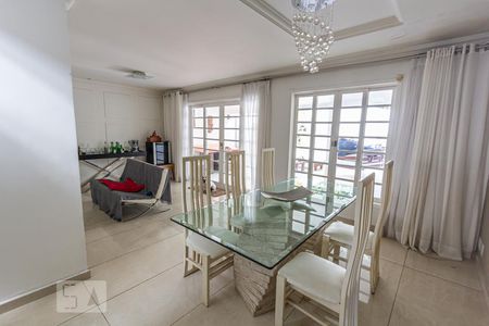 Sala de casa de condomínio à venda com 4 quartos, 450m² em Pechincha, Rio de Janeiro