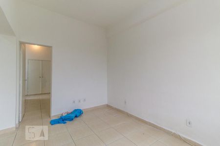 Sala de casa para alugar com 1 quarto, 50m² em Piedade, Rio de Janeiro