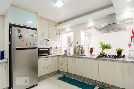 Casa à venda com 144m², 3 quartos e 3 vagasCozinha