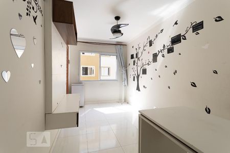 Sala de apartamento para alugar com 2 quartos, 44m² em Vila Antonieta, São Paulo