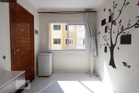 Sala de apartamento para alugar com 2 quartos, 44m² em Vila Antonieta, São Paulo
