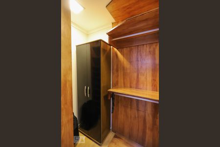 Closet de kitnet/studio para alugar com 1 quarto, 29m² em Vila Penteado, São Paulo