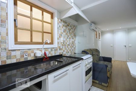 Cozinha de kitnet/studio para alugar com 1 quarto, 29m² em Vila Penteado, São Paulo