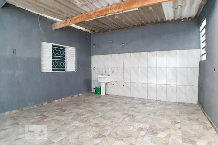 Casa à venda com 300m², 1 quarto e 2 vagas Casa à venda com 300m², 1 quarto e 2 vagasÁrea de Serviço