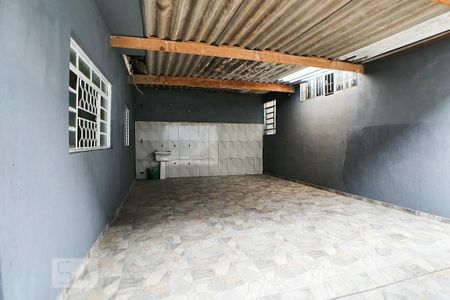 Casa à venda com 300m², 1 quarto e 2 vagas Casa à venda com 300m², 1 quarto e 2 vagasÁrea de Serviço