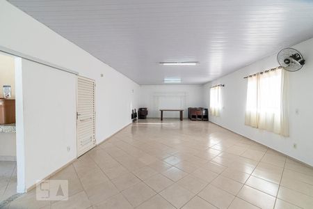 Apartamento à venda com 45m², 2 quartos e 1 vagaSalão de festas 
